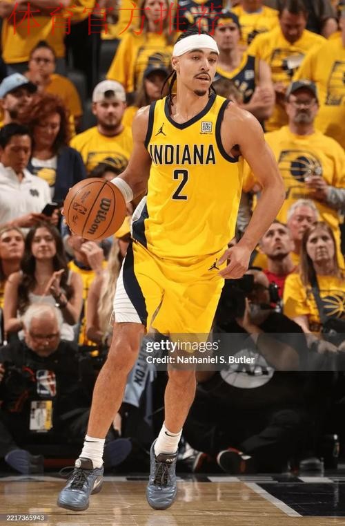 瑞安-内姆布哈德穿着BOOK1,得到14分4篮板11助攻 瑞安-内姆布哈德穿着BOOK1,得到14分4篮板11助攻